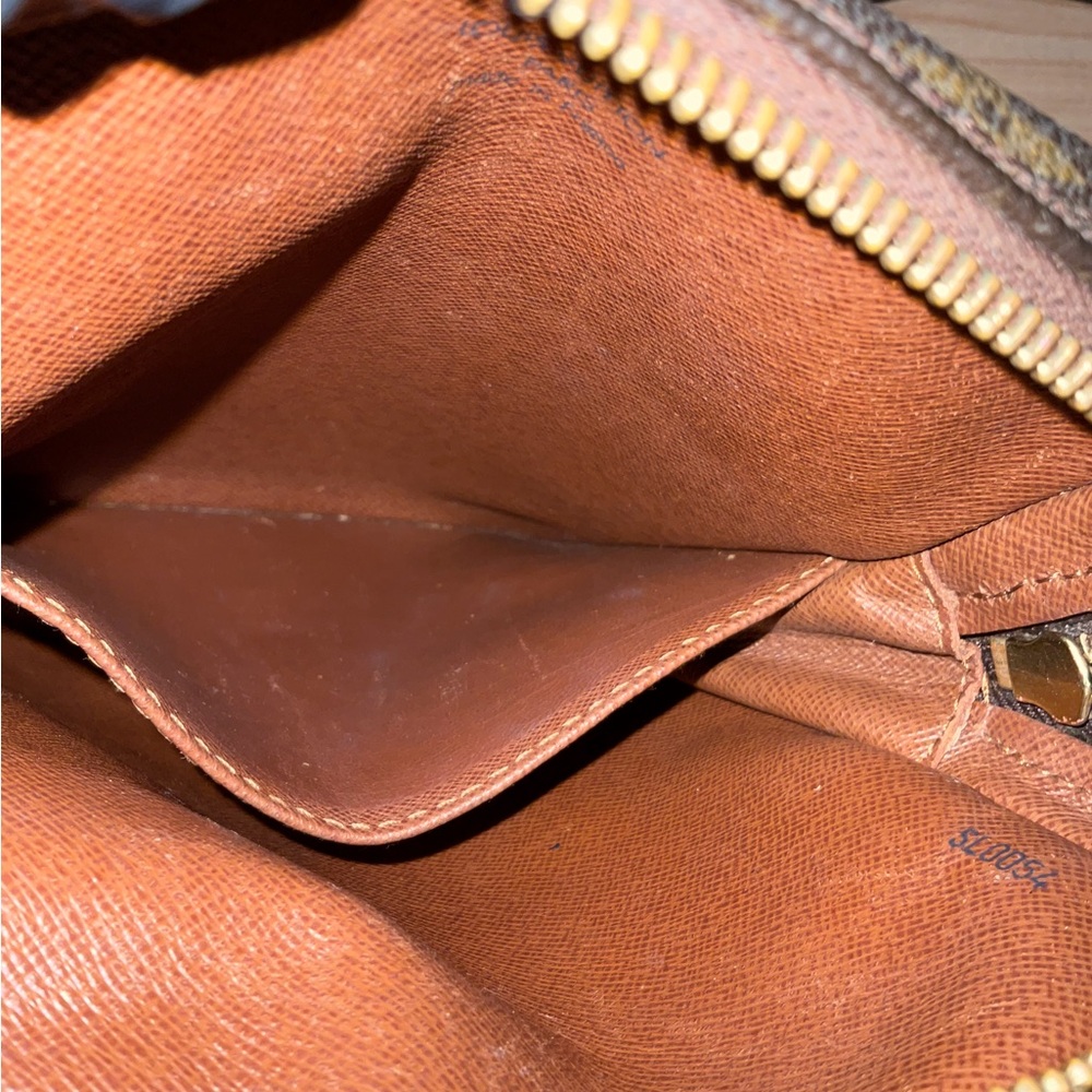 ✅ Authentic Louis Vuitton Brown Tan Messenger Bag Monogram - Picture 10 of 12